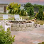 2 Bedroom Gorgeous In Σπίτι διακοπών *