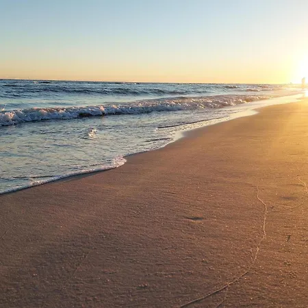 Сasa de vacaciones 2 Bedroom Beautiful In