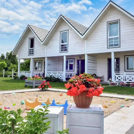 2 Bedroom Beautiful In Holiday home