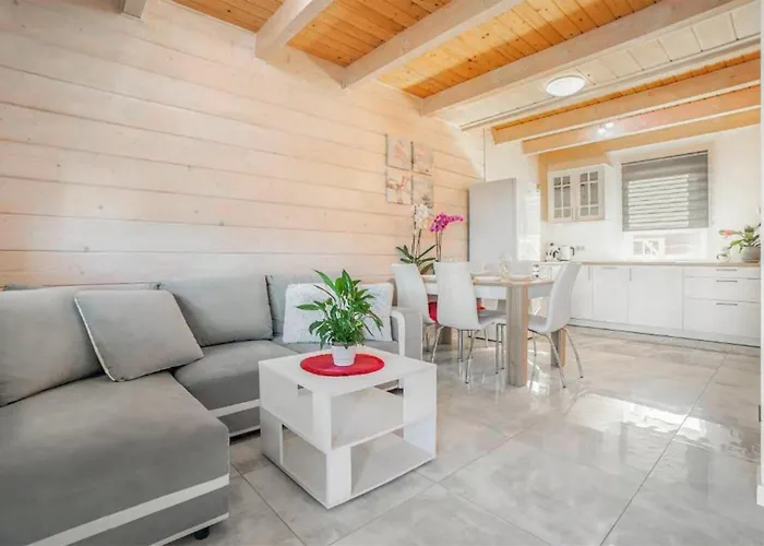 2 Bedroom Beautiful In * Kołczewo