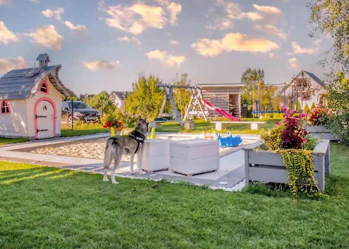 2 Bedroom Beautiful In Hébergement de vacances