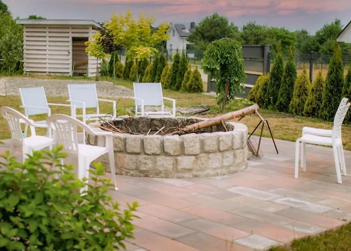 2 Bedroom Beautiful In Hébergement de vacances *